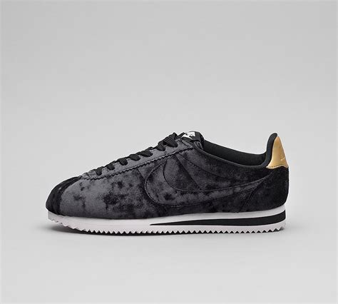 nike cortez velvet zwart|cortez sneakers for sale.